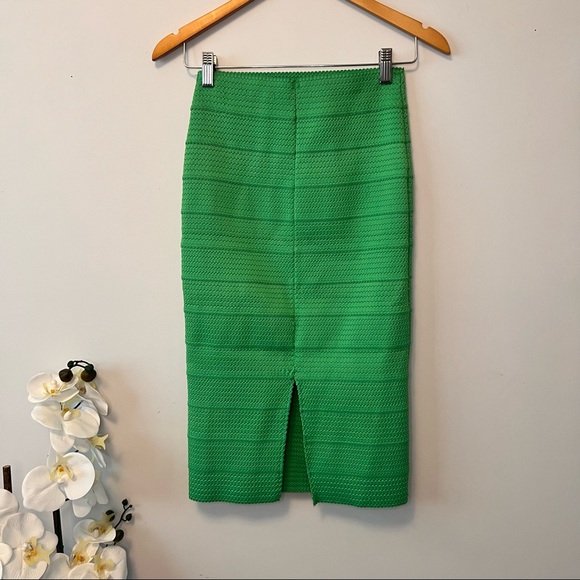 Green Bandage skirt - Picture 3 of 4